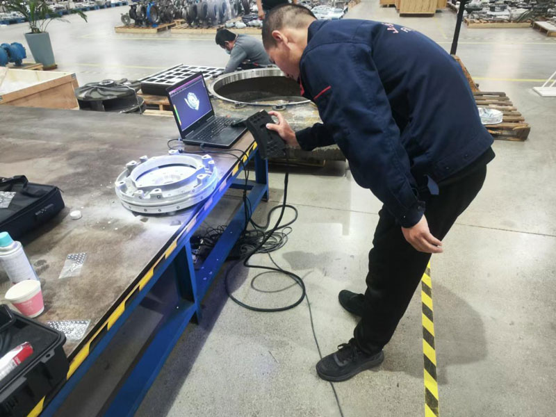 Scansione laser 3D per parti di spazio della pompa